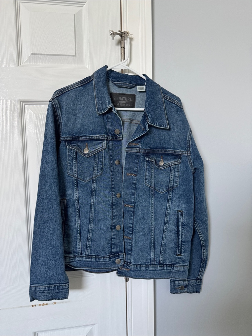 Signature by Levi Strauss Medium Blue Denim Jacket